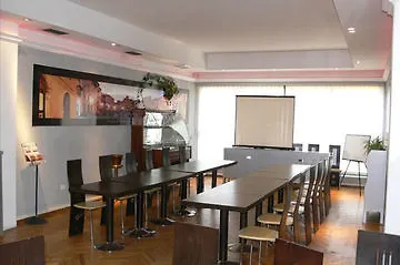 Seven Hotel Tiran Arnavutluk