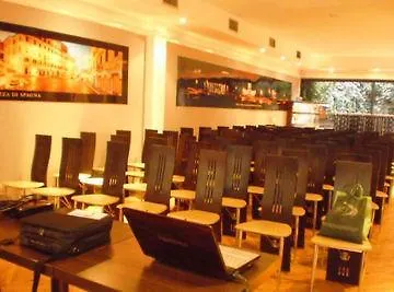 ***  Seven Hotel Tiran Arnavutluk