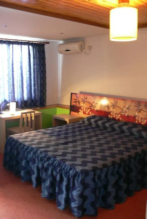 Seven Hotel Tiran Arnavutluk