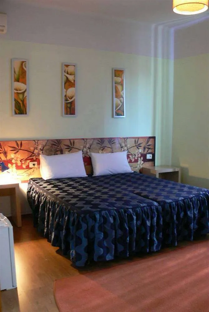 Seven Hotel Tiran