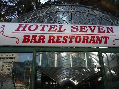 Seven Hotel Tiran 3*,