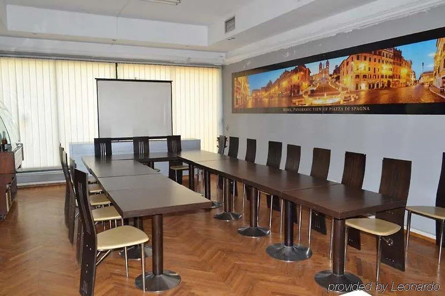 Seven Hotel Tirana 3*,