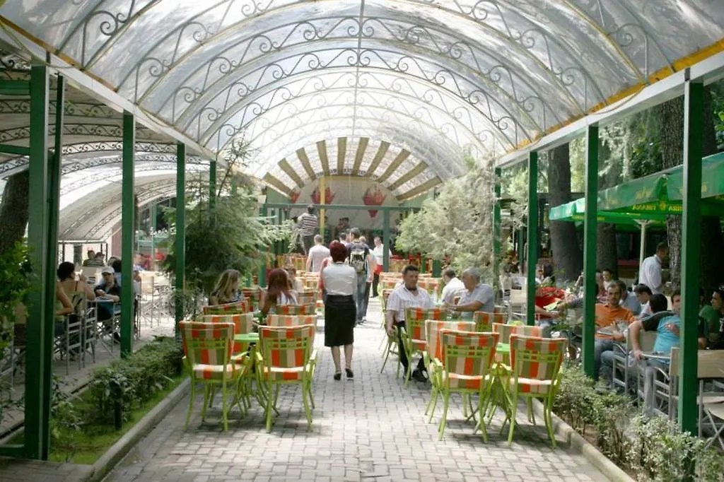 Seven Hotel Tirana 3*,